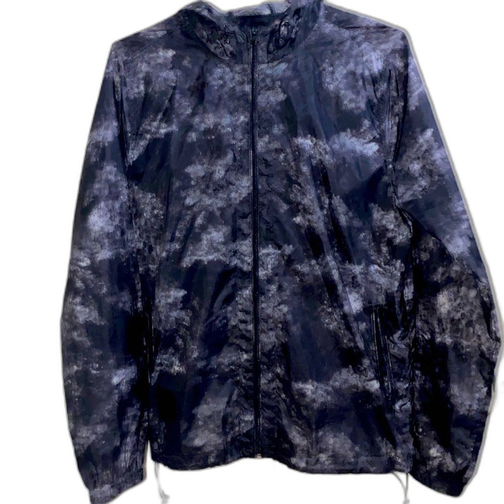 Mossimo Supply Club Light Windbreaker Men's Medium Fog Graphic Design